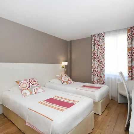 Logis Du Centre - Halte Ideale En Cyclotourisme Avec Garage A Velos Clos 3* Molsheim