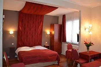 Logis Du Centre - Halte Ideale En Cyclotourisme Avec Garage A Velos Clos Hotel