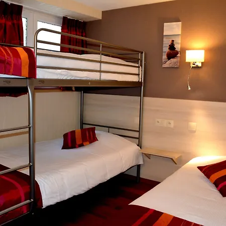 Logis Du Centre - Halte Ideale En Cyclotourisme Avec Garage A Velos Clos ホテル モルスハイム