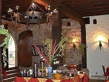Logis Du Centre - Halte Ideale En Cyclotourisme Avec Garage A Velos Clos