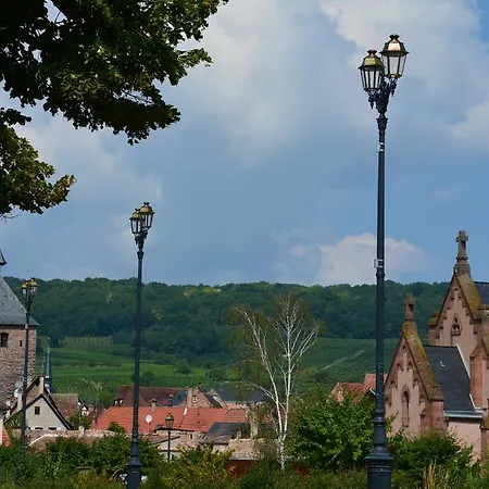Logis Du Centre - Halte Ideale En Cyclotourisme Avec Garage A Velos Clos 3*