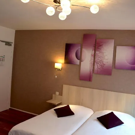Logis Du Centre - Halte Ideale En Cyclotourisme Avec Garage A Velos Clos 3* Molsheim
