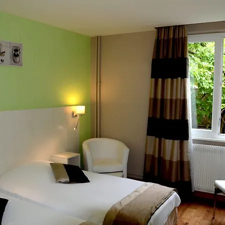 Logis Du Centre - Halte Ideale En Cyclotourisme Avec Garage A Velos Clos ホテル モルスハイム