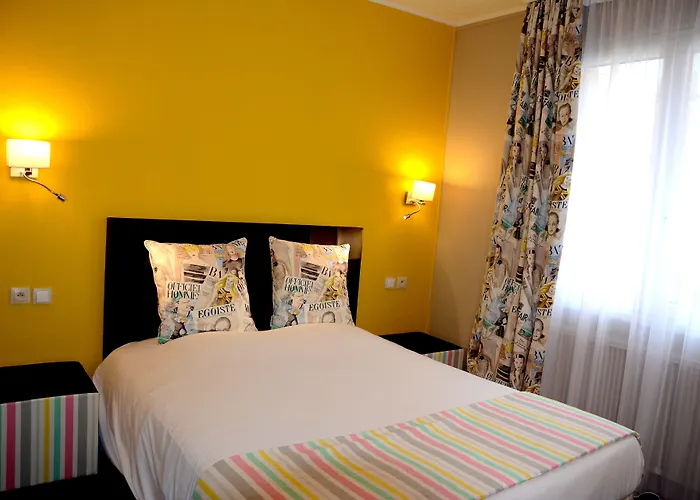 Logis Du Centre - Halte Ideale En Cyclotourisme Avec Garage A Velos Clos 3* Molsheim