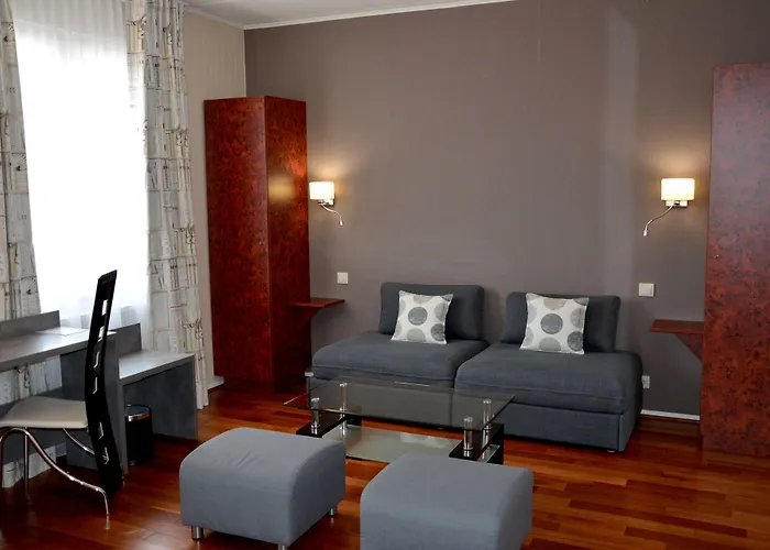 Logis Du Centre - Halte Ideale En Cyclotourisme Avec Garage A Velos Clos Molsheim