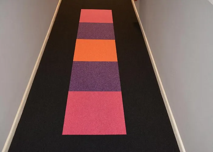 Hotel Logis Du Centre - Halte Ideale En Cyclotourisme Avec Garage A Velos Clos Molsheim